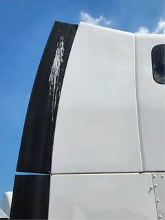 Peterbilt 579 Roof Fairing