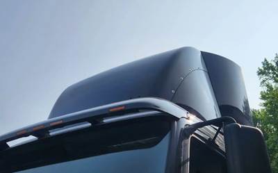 Volvo VNL Roof Fairing