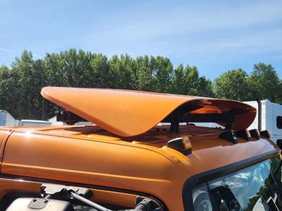 Volvo VNR64T Roof Fairing