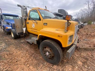 Chevrolet C7500 Salvage Truck