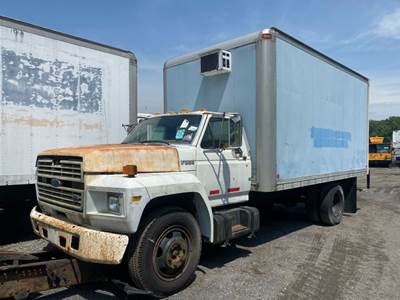 Ford F-600 Salvage Truck
