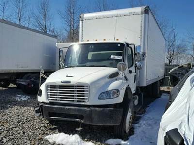 Freightliner M2 106 Salvage Truck