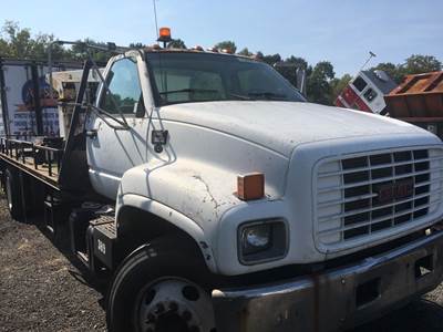 GMC C6500 Salvage Truck