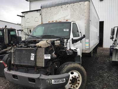 GMC C7500 Salvage Truck