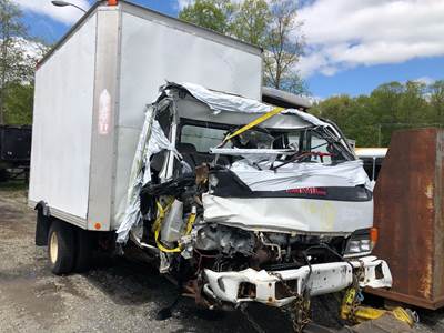 GMC W4500 Salvage Truck