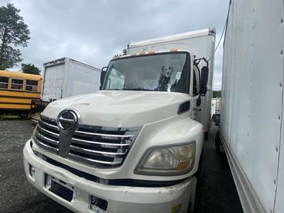 Hino 268 Salvage Truck