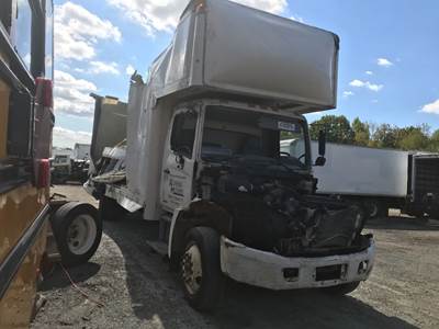 Hino 268 Salvage Truck