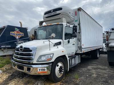 Hino 338 Salvage Truck