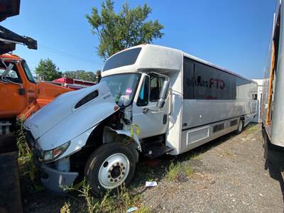 IC Bus PC505 Salvage Truck
