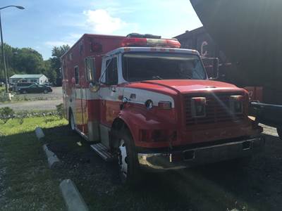 International 4700 LP Salvage Truck