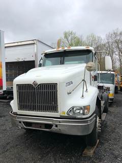 International 9200i Salvage Truck
