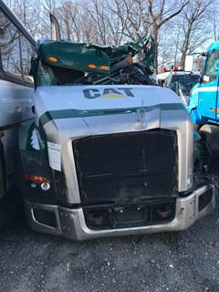 International CT660 Salvage Truck