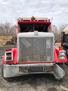 International F9370 Salvage Truck