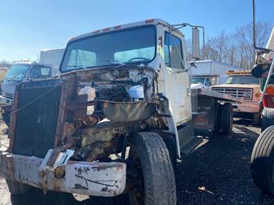 International Loadstar Salvage Truck