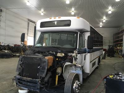 International PC015 Salvage Truck