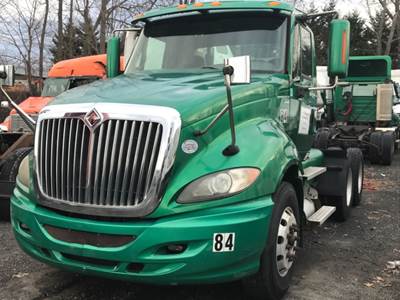 International ProStar Salvage Truck