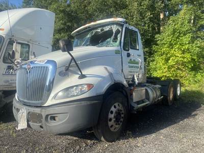 International ProStar Salvage Truck