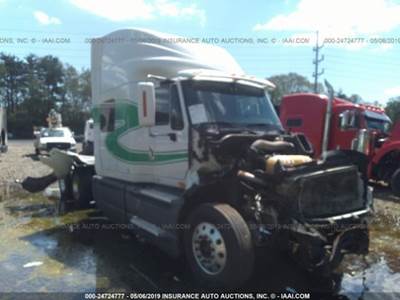 International ProStar Salvage Truck