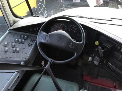 International School Bus Salvage Truck