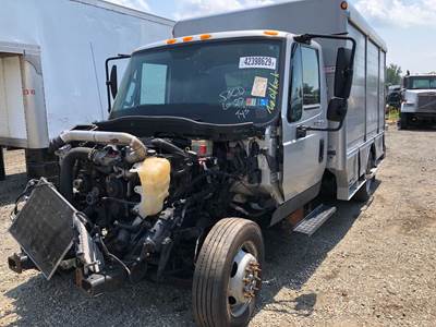 International TerraStar Salvage Truck