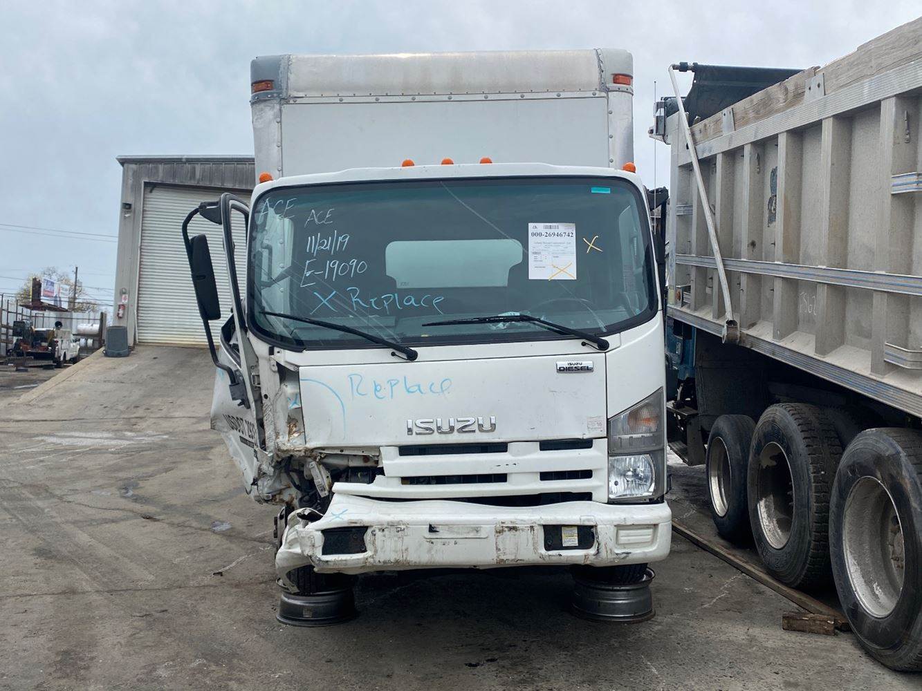 2011 Isuzu NPR HD Salvage Truck For Sale Elkton, MD F56308