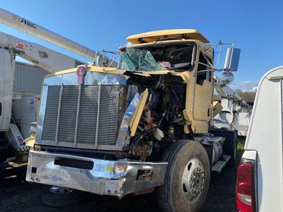 Kenworth T800 Salvage Truck