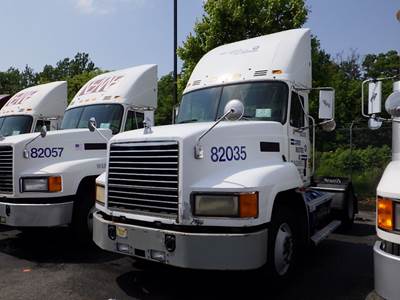 Mack CH612 Salvage Truck