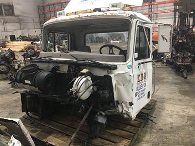 Mack CH613 Salvage Truck