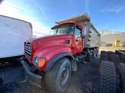 Mack Granite CV713 Salvage Truck