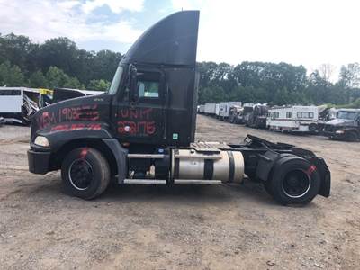 Mack Pinnacle CXU612 Salvage Truck