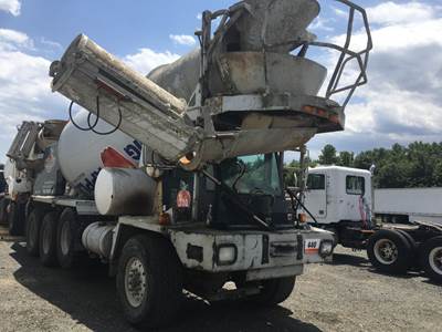 Oshkosh S-Series Salvage Truck