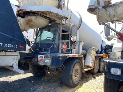 Oshkosh S-Series Salvage Truck