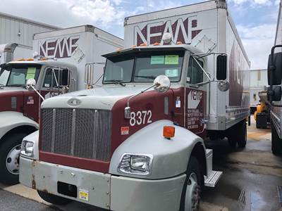 Peterbilt 330 Salvage Truck