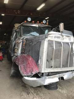 Peterbilt 379 Salvage Truck