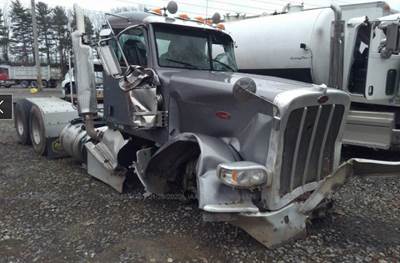 Peterbilt 388 Salvage Truck