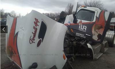 Peterbilt 579 Salvage Truck