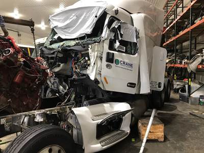 Peterbilt 579 Salvage Truck