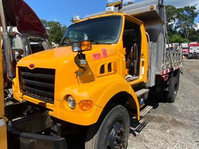 Sterling L7500 Salvage Truck