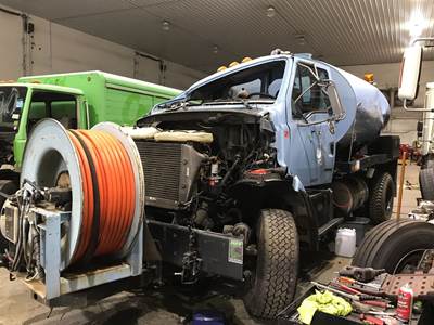 Sterling L7500 Salvage Truck