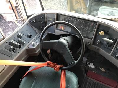 2002 Other Other F55896 - ***Crushed***   4drbrabl92a946635 International T444