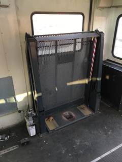 2005 Other Other F56228 School Bus    4drbuafl75a974656 International VT365