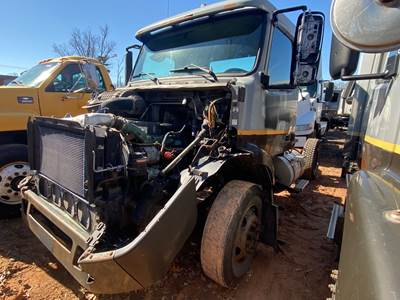 Volvo VNM Salvage Truck