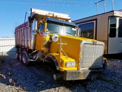 Western Star 4900FA Salvage Truck