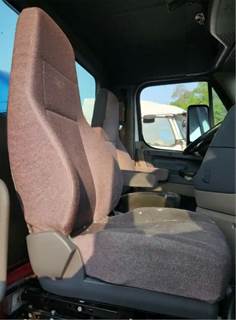Freightliner Cascadia 113 Right Seat
