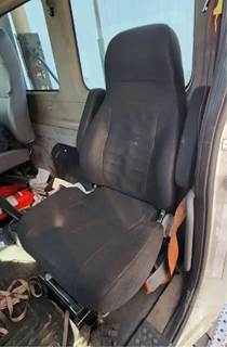Freightliner Cascadia 113 Left Seat
