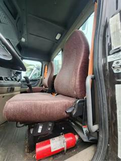 Freightliner Cascadia 113 Left Seat