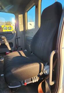 Freightliner Cascadia 113 Left Seat