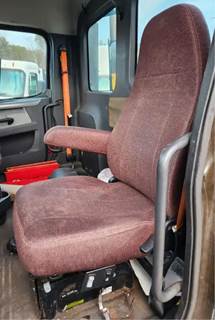 Freightliner Cascadia 116 Left Seat for a 2020 Freightliner Cascadia 116 Day Cab