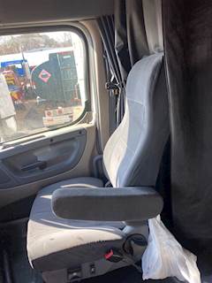 Freightliner Cascadia 125 Seat