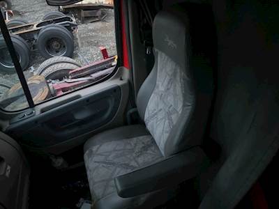 Freightliner Cascadia 125 Seat